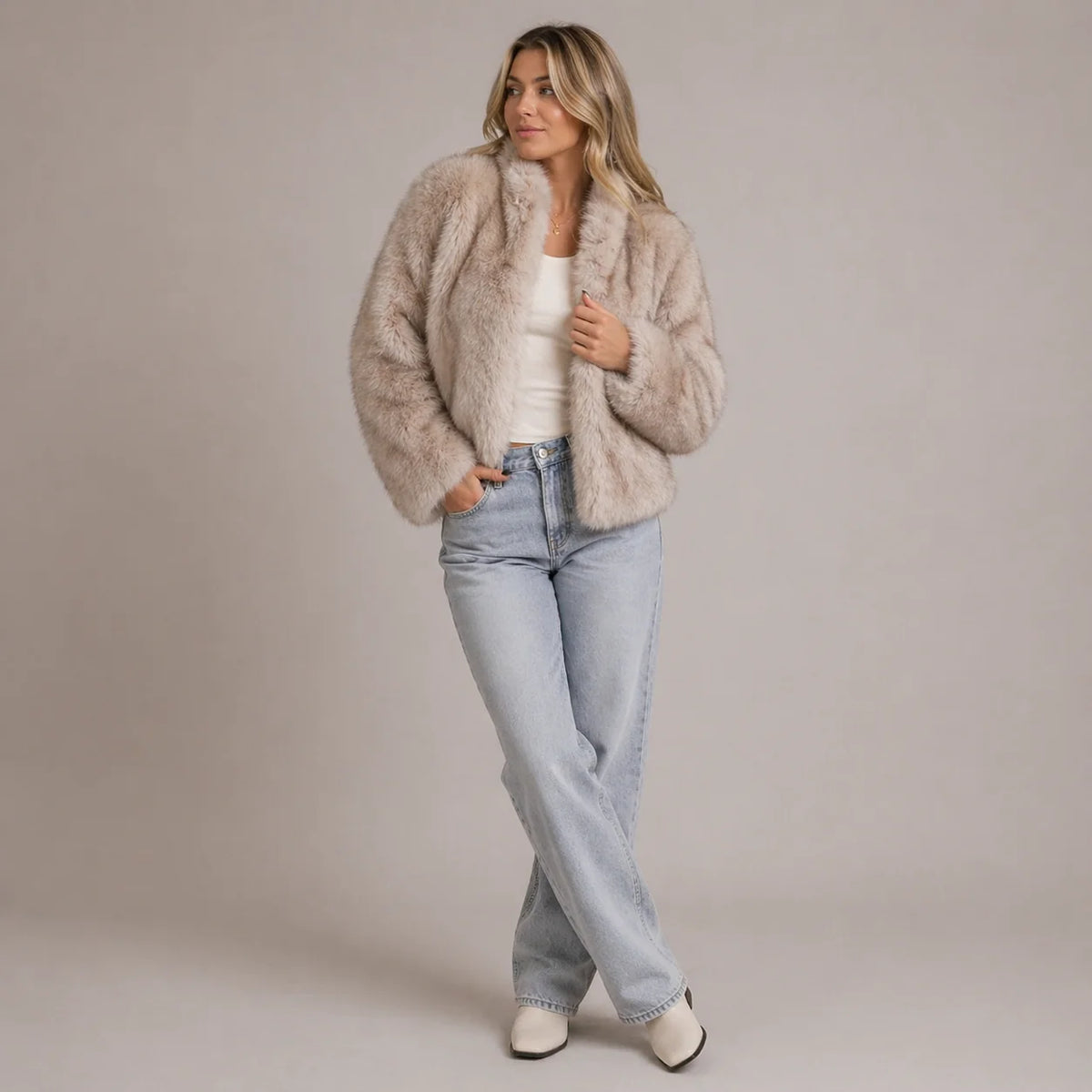 Faux Fur Coat ? Soft Warmth with Modern Round Neck Style 0