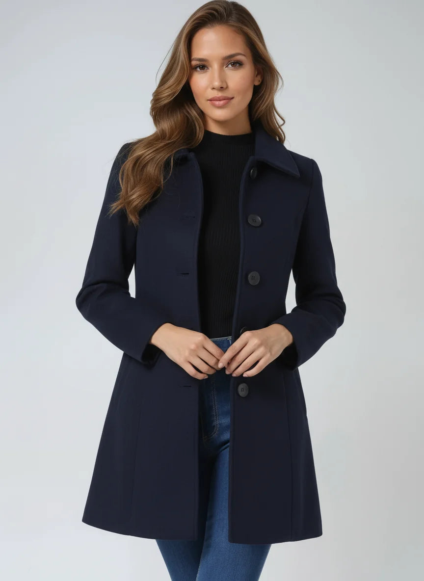 Winter Trench Coat – Stay Warm with Effortless Style 10