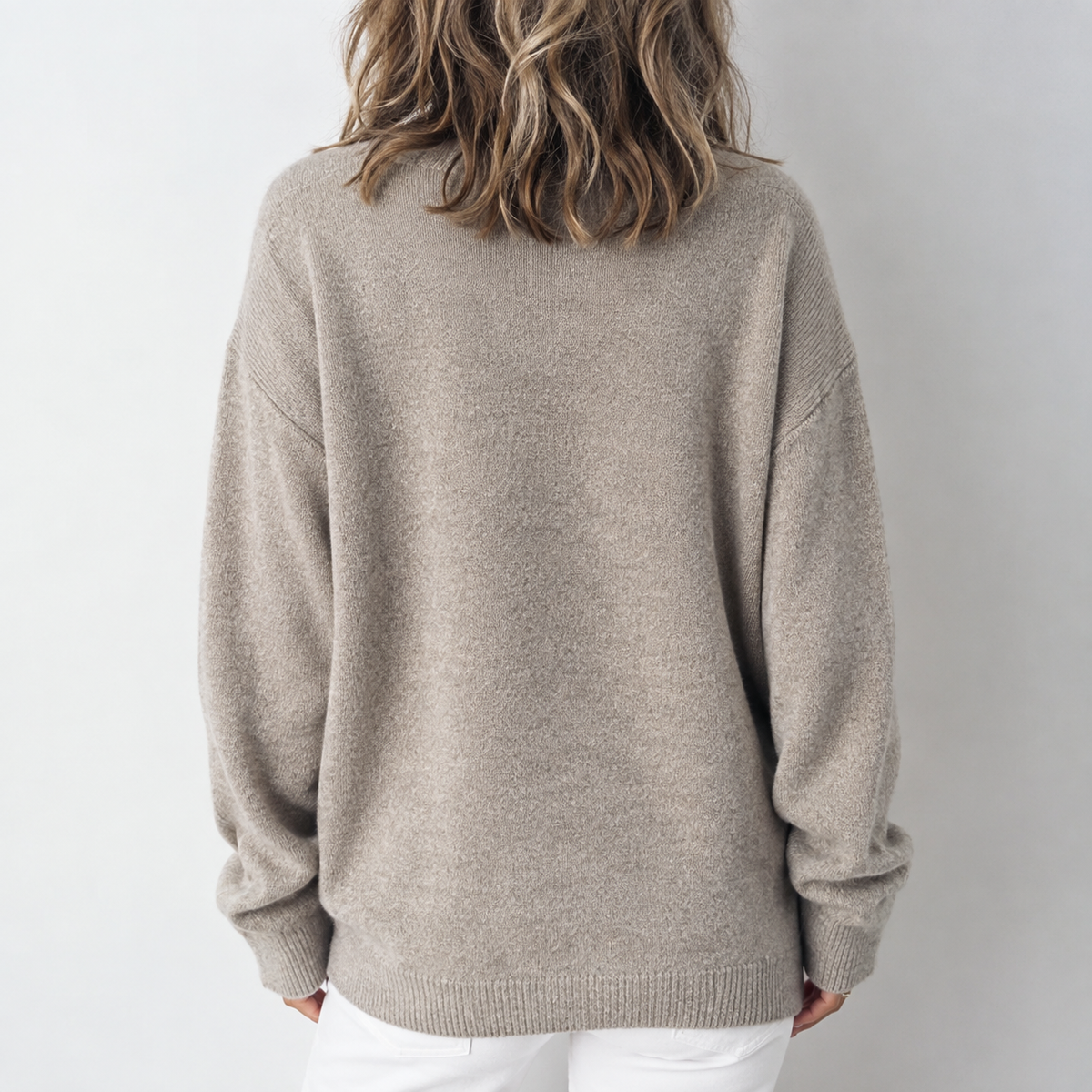 V-Neck Jumper Soft Elegance for Everyday Comfort