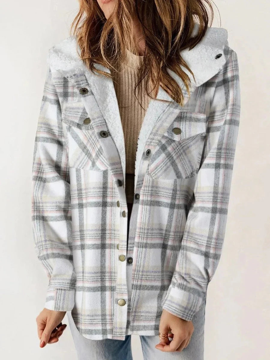 Women’s Hooded Plaid Jacket – Cozy Warmth Meets Timeless Style 4